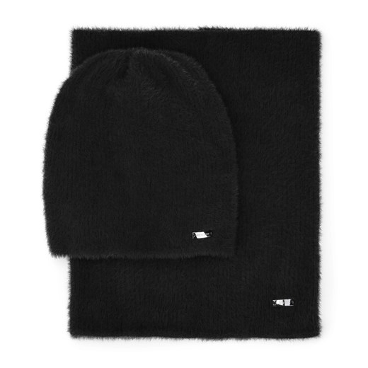 Damski komplet zimowy z miękkiej dzianiny czarny ze sklepu WITTCHEN w kategorii Komplety czapka i szalik damskie - zdjęcie 144277719