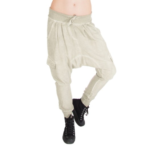 Designerskie spodnie w kolorze beżowym moodify-pl bezowy bluzka
