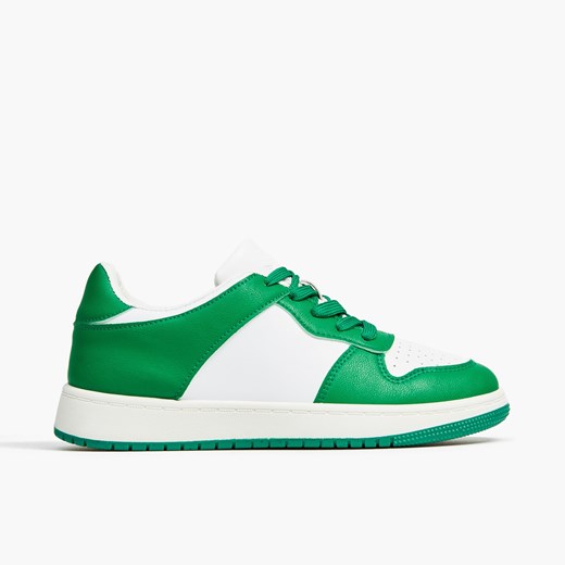 Cropp - Biało-zielone sneakersy - Zielony Cropp 41 Cropp