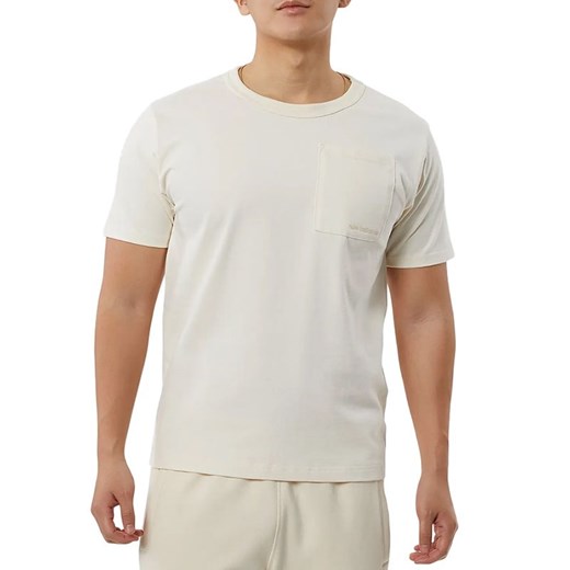 Koszulka New Balance MT23567GIE - beżowa ze sklepu streetstyle24.pl w kategorii T-shirty męskie - zdjęcie 144683089