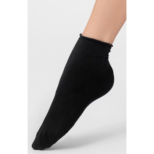 Coton corta skarpetki damskie bezuciskowe, Kolor nero (czarny), Rozmiar uniwersalny, Veneziana ze sklepu Intymna w kategorii Skarpetki damskie - zdjęcie 144725529
