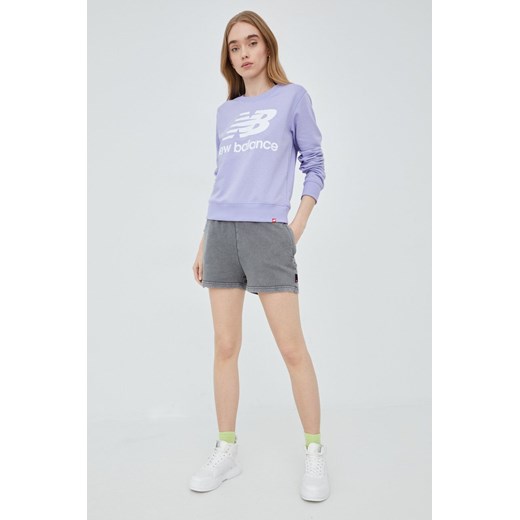 New Balance bluza WT03551VVO damska kolor fioletowy z nadrukiem New Balance M wyprzedaż ANSWEAR.com