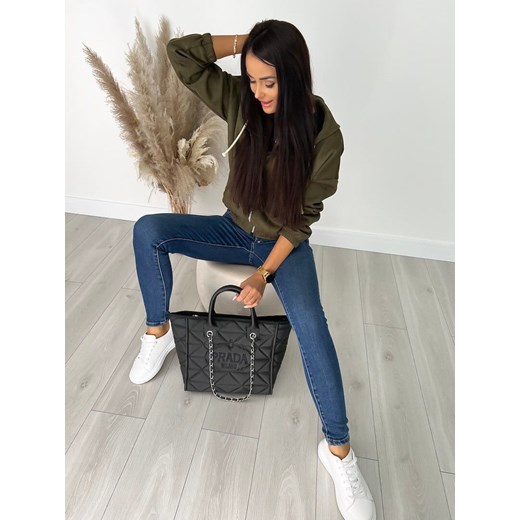 Jeansowe Spodnie z Ozdobnymi Guzkami Modnakiecka.pl 40 ModnaKiecka.pl