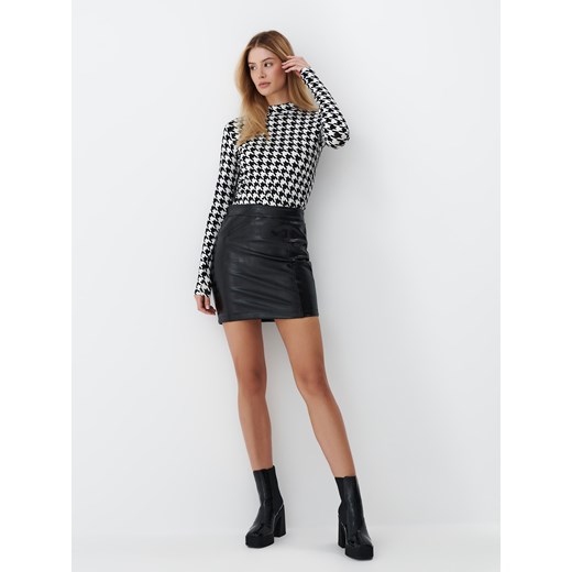 Mohito - Czarna spódnica mini - Czarny Mohito XS Mohito