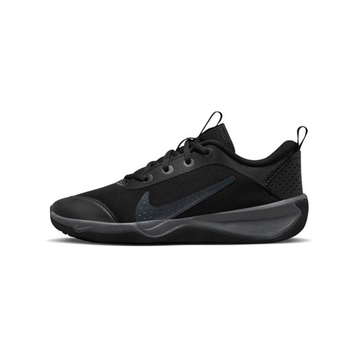 Buty halowe dla dużych dzieci Nike Omni Multi-Court - Czerń Nike 38.5 Nike poland