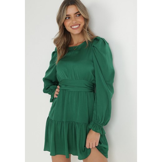 Zielona Sukienka Taliowana z Falbanami Klasino ze sklepu Born2be Odzież w kategorii Sukienki - zdjęcie 145041445