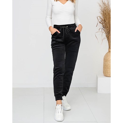 Czarne damskie ocieplane welurowe spodnie dresowe joggery PLUS SIZE - Odzież Royalfashion.pl 5XL/6XL royalfashion.pl
