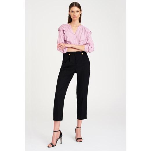 Jasnoróżowa, wiskozowa bluzka z falbanami Greenpoint 34 Greenpoint.pl