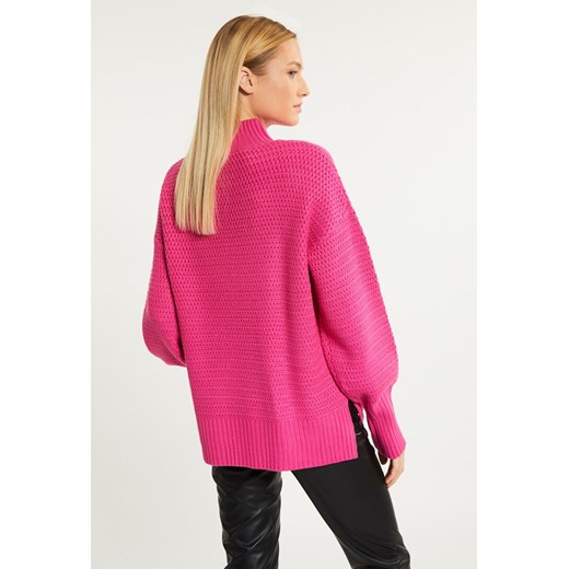 Prążkowany sweter damski XXL promocyjna cena MONNARI