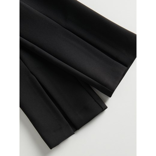 Reserved - Spodnie z rozcięciami - Czarny Reserved M Reserved