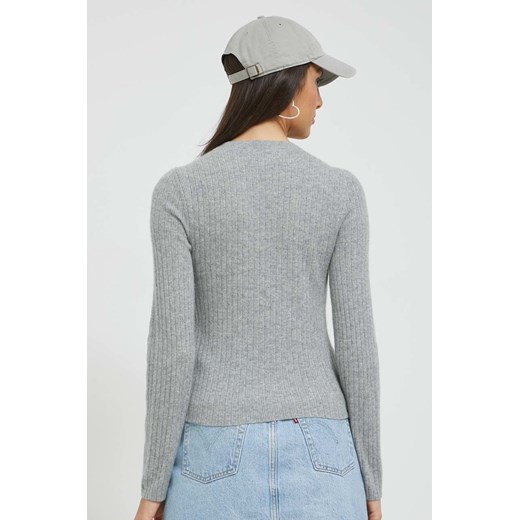 Sweter damski Abercrombie & Fitch z dekoltem w serek