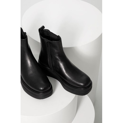 Botki Answear Lab na platformie na zimę ze skóry bez zapięcia 