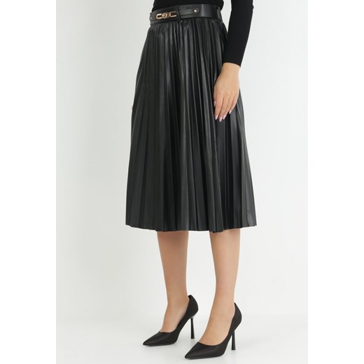 Czarna Spódnica Plisowana z Imitacji Skóry Obono ze sklepu Born2be Odzież w kategorii Spódnice - zdjęcie 147178867