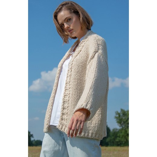 Fobya sweter damski z dekoltem w serek casual 