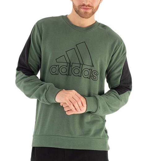 Bluza adidas M FI BOS Crew HJ9934 - zielona ze sklepu streetstyle24.pl w kategorii Bluzy męskie - zdjęcie 147356775