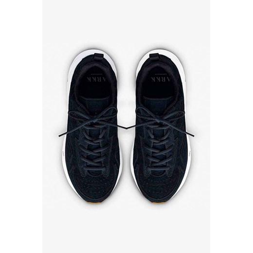 Arkk Copenhagen buty sportowe damskie sneakersy zamszowe na płaskiej podeszwie czarne sznurowane 
