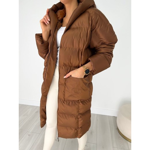 Brązowa Długa Kurtka Modnakiecka.pl Uniwersalny ModnaKiecka.pl