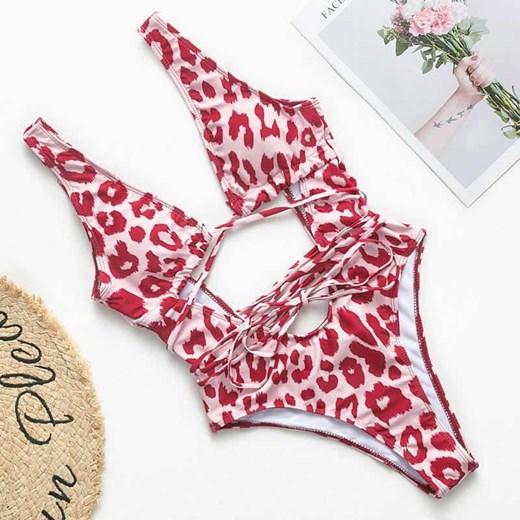Jednoczęściowy strój kąpielowy monokini - Czerwony / S Bombardina.pl XS Bombardina