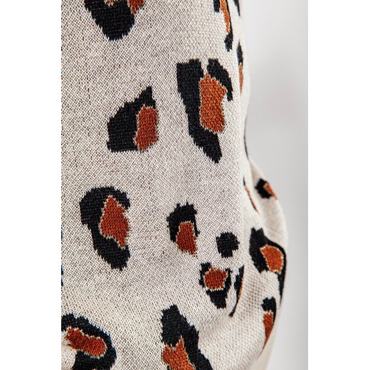 Jasny sweter w cętki z dodatkiem wełny Molton M Molton
