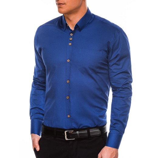 Koszula męska z kontrastowymi guzikami SLIM K302 - jasnogranatowa Edoti S wyprzedaż ombre