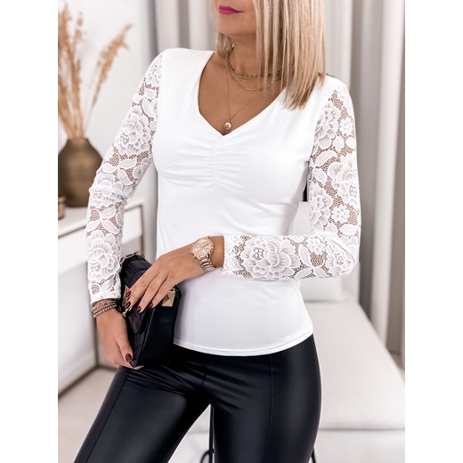 bluzka wallia biała uni ze sklepu UBRA w kategorii Bluzki damskie - zdjęcie 148646335
