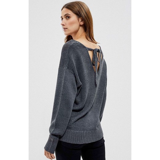 Sweter oversize z dekoltem na plecach w kolorze grafitowym 3704, Kolor grafitowy, Rozmiar XS, Moodo ze sklepu Primodo w kategorii Swetry damskie - zdjęcie 148677566
