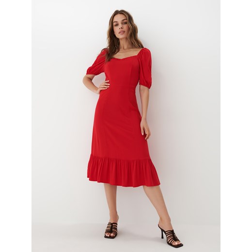 Mohito - Czerwona sukienka midi z wiskozy - Czerwony Mohito 32 okazyjna cena Mohito