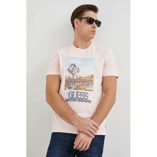 Guess t-shirt bawełniany kolor różowy z nadrukiem ze sklepu ANSWEAR.com w kategorii T-shirty męskie - zdjęcie 149275357