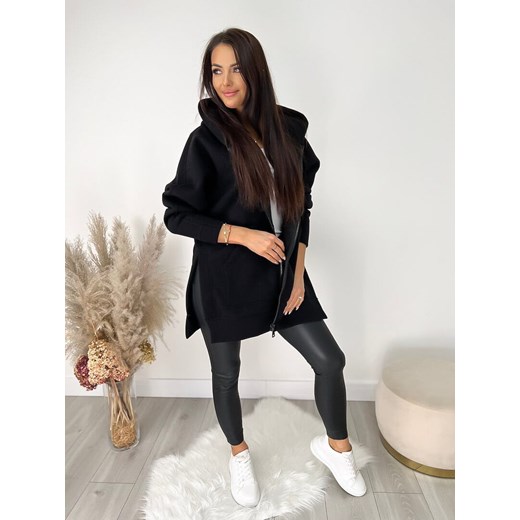 Czarna Bluza Oversize z Kapturem Modnakiecka.pl 2XL/3XL ModnaKiecka.pl