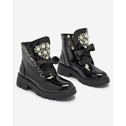 Botki damskie lakierowane typu workery w kolorze czarnym Oselfo- Obuwie Royalfashion.pl 41 royalfashion.pl