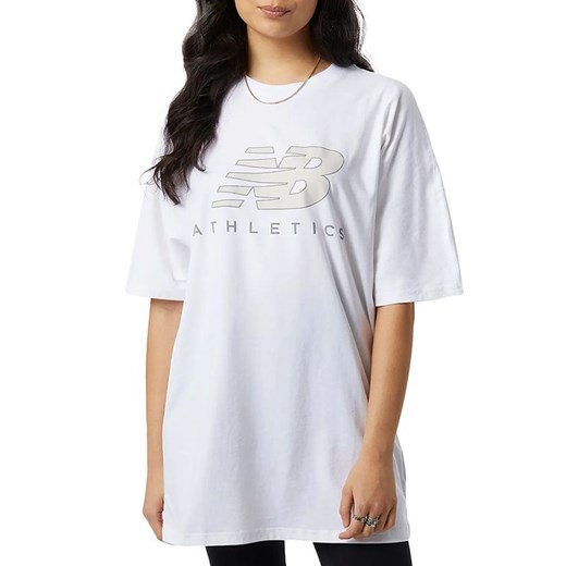 Koszulka New Balance WT23503WT - biała ze sklepu streetstyle24.pl w kategorii Bluzki damskie - zdjęcie 149370896