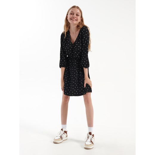 Sukienka House jesienna w serek z długim rękawem