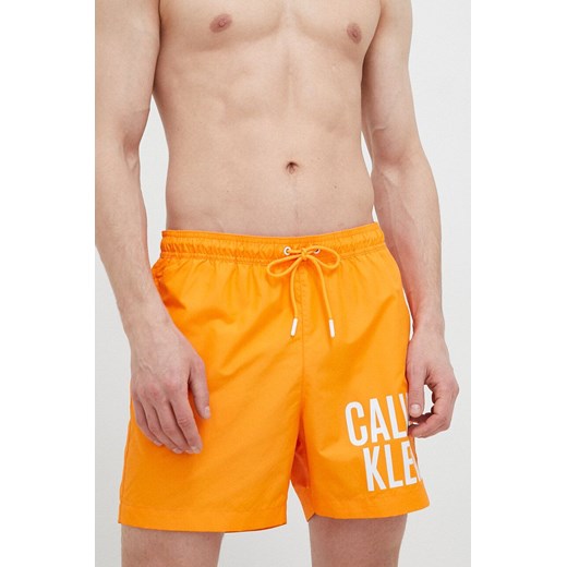 Calvin Klein szorty kąpielowe kolor pomarańczowy ze sklepu ANSWEAR.com w kategorii Kąpielówki - zdjęcie 149462845