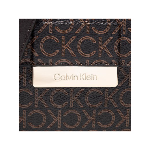 Calvin Klein Torebka Ck Core Saddle Bag Sm Mono K60K609415 Brązowy Calvin Klein uniwersalny MODIVO