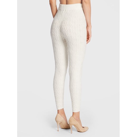 Guess Legginsy Cable Mix W2BB38 Z2QA0 Biały Slim Fit Guess S okazja MODIVO