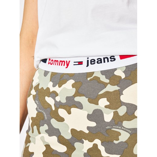 Tommy Jeans Spódnica ołówkowa Tjw Camo Bodycon DW0DW08301 Zielony Slim Fit Tommy Jeans S wyprzedaż MODIVO