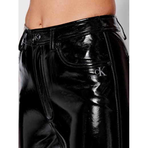 Calvin Klein Jeans Spodnie z imitacji skóry J20J217664 Czarny Slim Fit L okazja MODIVO