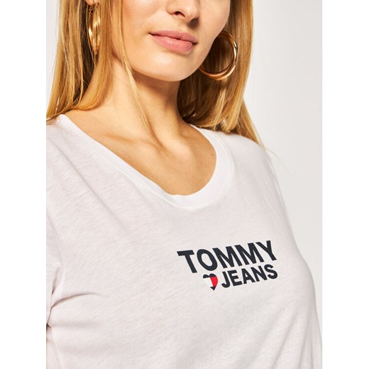 Tommy Jeans T-Shirt Tjw Corp Heart Logo Tee DW0DW07526 Biały Regular Fit Tommy Jeans XS wyprzedaż MODIVO