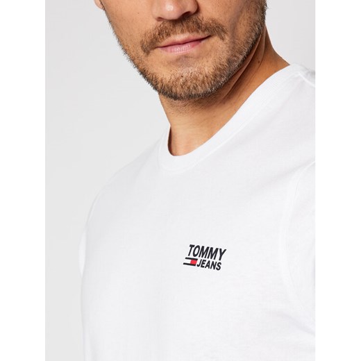 Tommy Jeans T-Shirt Corp Logo C Neck DM0DM09588 Biały Regular Fit Tommy Jeans L okazja MODIVO