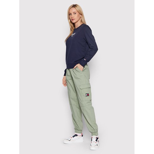 Tommy Jeans Joggery Betsy Cargo DW0DW13090 Zielony Relaxed Fit Tommy Jeans XL promocyjna cena MODIVO