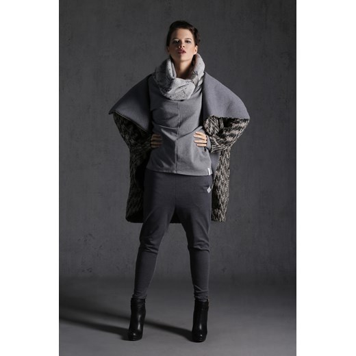 NUBEE - ASYMMETRY STACK - Płaszcz swetrowy showroom-pl szary