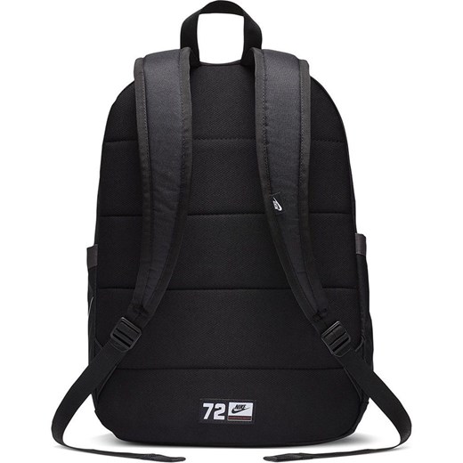 Pojemny czarny plecak szkolny turystyczny Nike BA6103-013 ansport.pl Nike wyprzedaż ansport