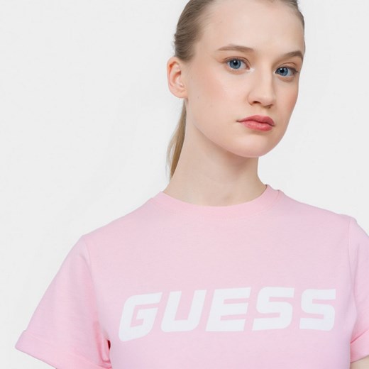 Damski t-shirt z nadrukiem GUESS ESTHER - różowy Guess XS Sportstylestory.com