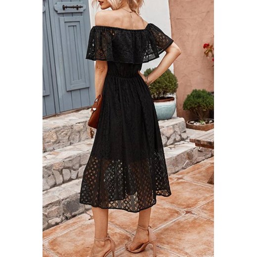 Sukienka IVET czarna z dekoltem typu hiszpanka z odkrytymi ramionami 
