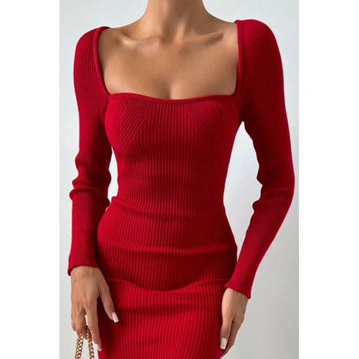 Sukienka BROZELA RED uniwersalny okazyjna cena Ivet Shop