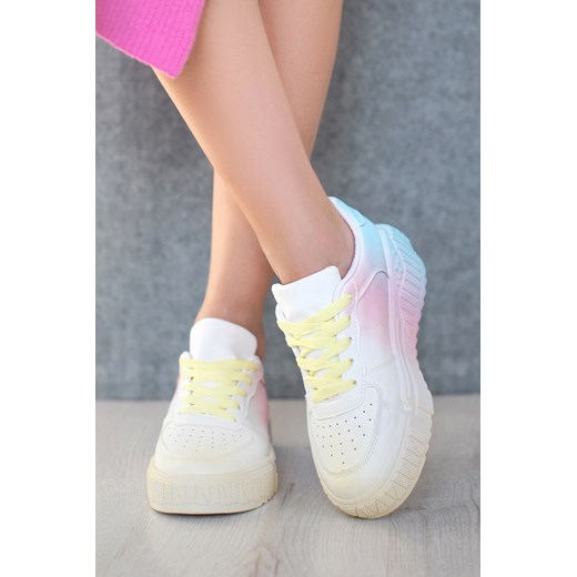 Wielokolorowe buty sportowe damskie IVET sznurowane na płaskiej podeszwie 