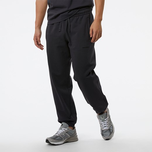 Spodnie męskie New Balance MP23551PHM – czarne ze sklepu New Balance Poland w kategorii Spodnie męskie - zdjęcie 150876157