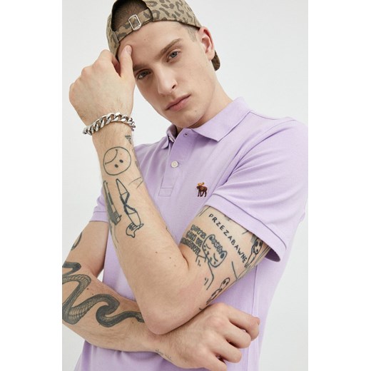Abercrombie & Fitch polo męski kolor fioletowy z aplikacją Abercrombie & Fitch M ANSWEAR.com