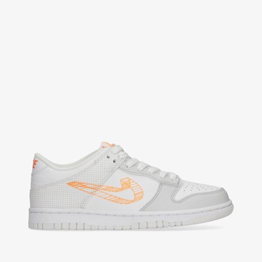 NIKE DUNK LOW SE GS M Nike 38,5 Sizeer