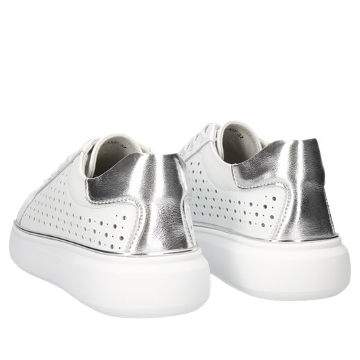 Białe sneakersy Regan, Artiker, HB0103-01, Konopka Shoes 40 wyprzedaż Konopka Shoes